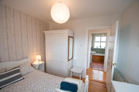 Beautiful coastal house at the Drowes Rivermouth House in County Sligo