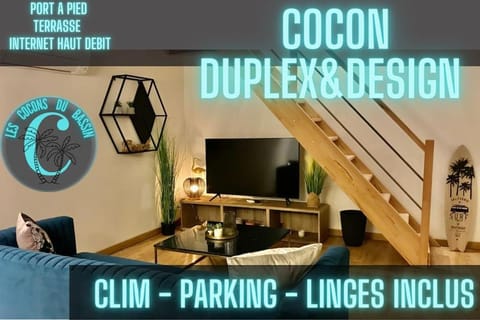 Property logo or sign, TV and multimedia, Logo/Certificate/Sign