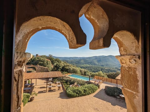 Day, Natural landscape, View (from property/room), Balcony/Terrace, Garden view, Mountain view, Pool view