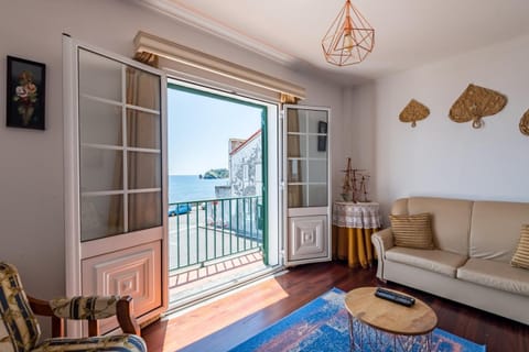 Living room, Sea view