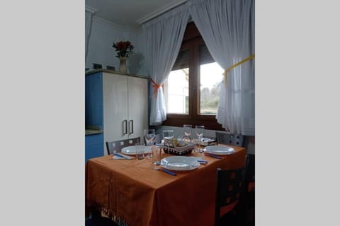 La casa de Aldán entre el mar y el bosque House in O Morrazo