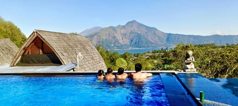 Lake view, Pool view, Swimming pool