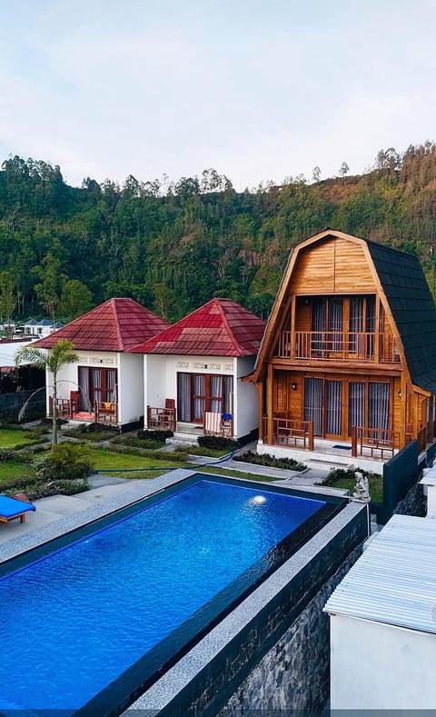 Bali Cottages Lake View Bed and Breakfast in Karangasem Regency