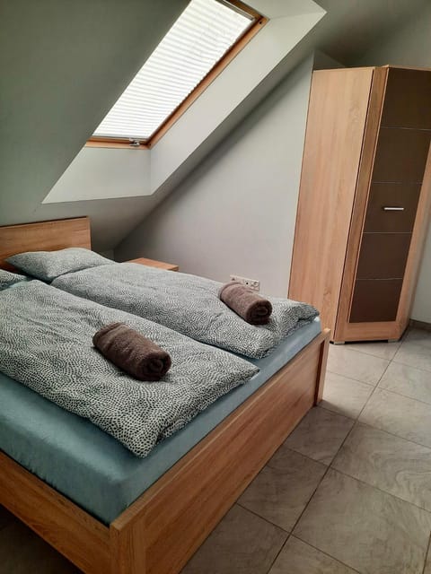 Bed, Photo of the whole room, Bedroom, towels, wardrobe