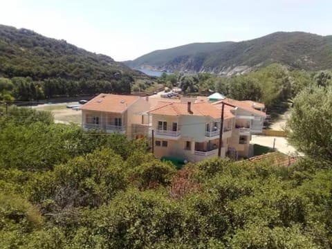 VILLEA VILLAGE Apartment in Halkidiki