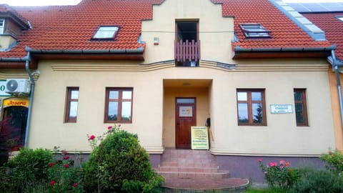 Property building, Property logo or sign