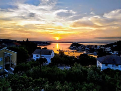 Kuća Carmen Bed and Breakfast in Supetarska Draga