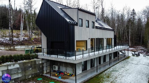 Property building, Natural landscape