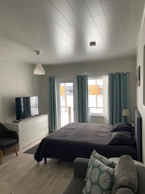 Bed, Photo of the whole room