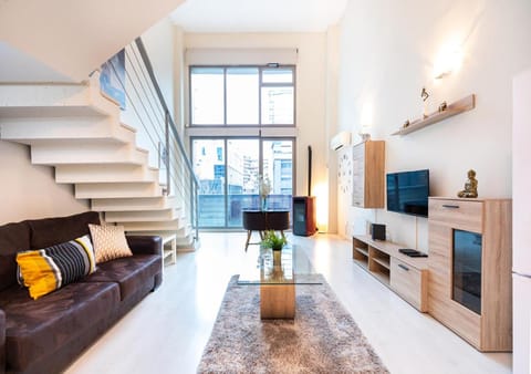 Communal lounge/ TV room, TV and multimedia, Living room, Seating area