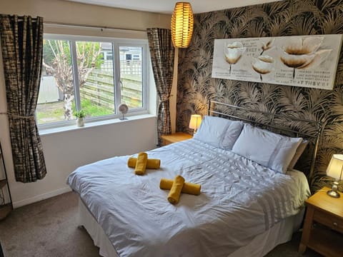 Ridge And Tides House in Wales