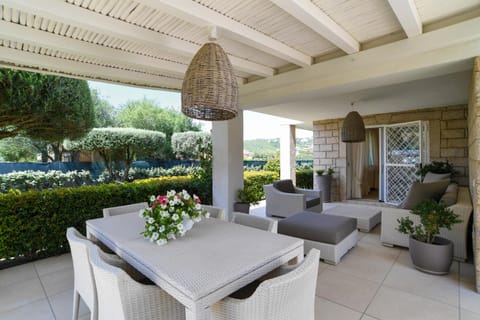 Property building, Patio, Garden, Garden view