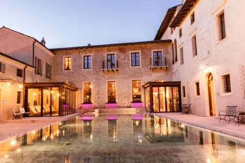 Property building, Swimming pool