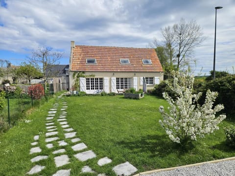 La petite chouette House in Normandy
