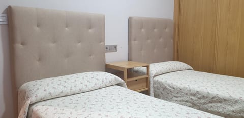 PISO MONTERO RÍOS 18 Apartment in Cangas