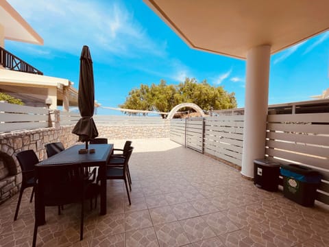 Day, Balcony/Terrace