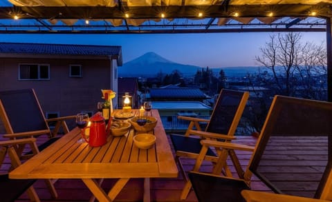 Natural landscape, View (from property/room), Balcony/Terrace, Mountain view