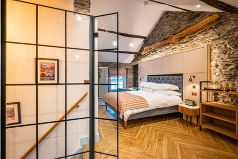 The White House - Off-Site Health Club & Spa 2 minute walk away Bed and Breakfast in Bowness-on-Windermere