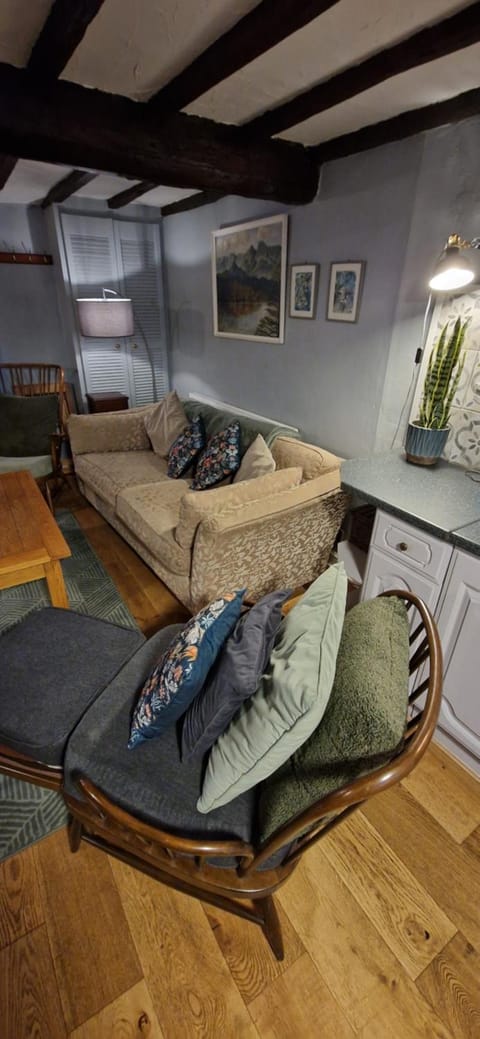 Beautiful Central Kendal Townhouse 3 Double Beds Free Parking House in England