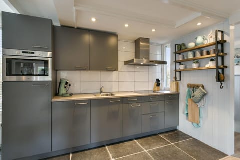 Vlier 08 - Klepperstee Ouddorp NOT INTENDED FOR COMPANY OR WORK-RELATED STAYS House in Ouddorp