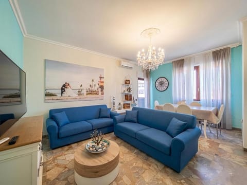 TV and multimedia, Living room, air conditioner