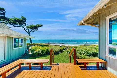 Seal Rock Seaclusion House in Seal Rock