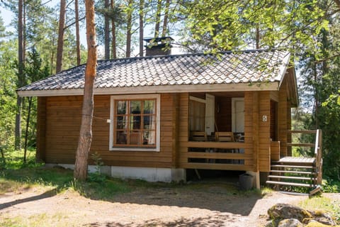 Pinetree Cottages Cozy log cabin Cabin in Finland
