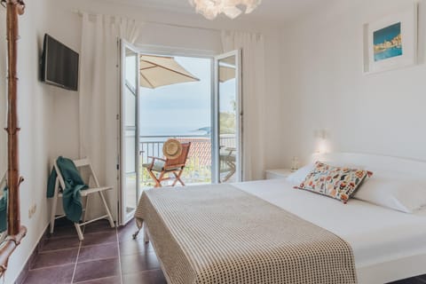 Bed, TV and multimedia, Balcony/Terrace, Bedroom, Sea view