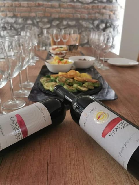 Wine Cellar Popovi Apartments & Wine Tasting Bed and Breakfast in Decentralized Administration of Macedonia and Thrace