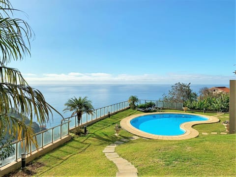 Pool view, Sea view, Swimming pool