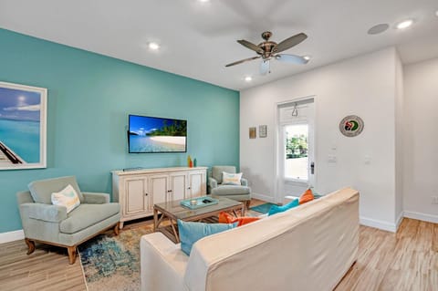 Large Margaritaville Villa w PRIVATE POOL View House in Bay Lake