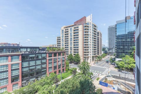 Neighbourhood, City view, Location