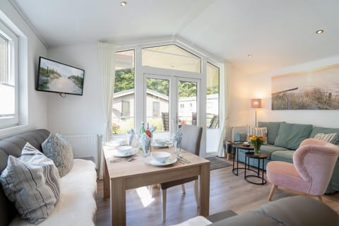 Casa del Mar Scharbeutz - Sauna kostenlos - 1 kleiner Hund willkommen - umzäunter Garten House in Sierksdorf