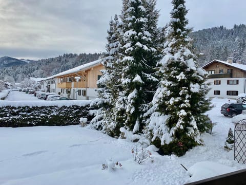 Apartmenthaus am Tegernsee - Studios mit Küchenzeile und mit Bus erreichbar Apartment in Tyrol