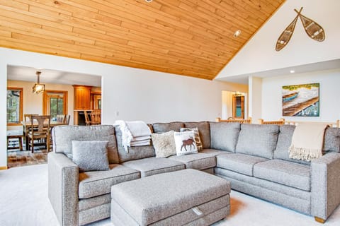 Blissful St Germain Retreat House in St Germain