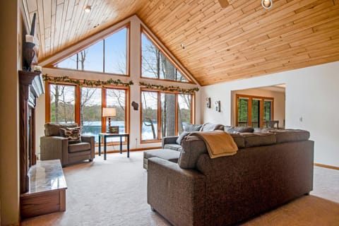 Blissful St Germain Retreat House in St Germain