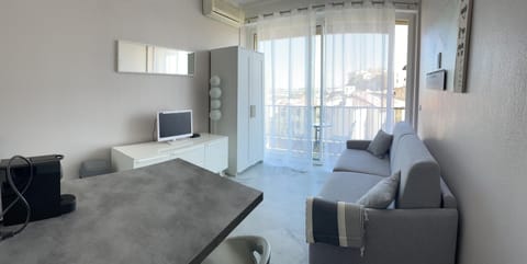 Esperance Apartment in Cannes