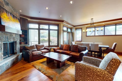 Lion Square Lodge Tower T401 Apartment in Lionshead Village Vail