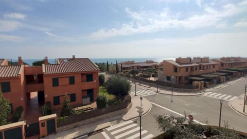 City view, Street view