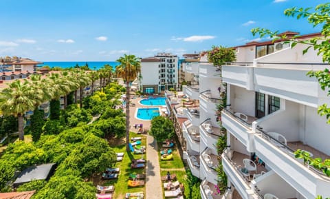 Pool view, Swimming pool