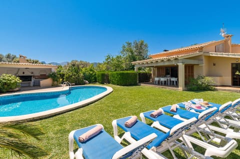 Property building, Day, Natural landscape, Garden, Garden view, Pool view, Swimming pool, sunbed