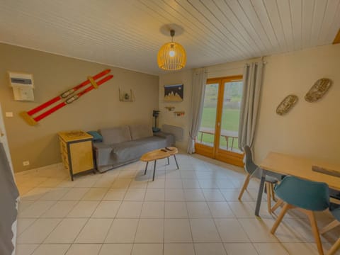 Patio, Balcony/Terrace, Living room, Seating area