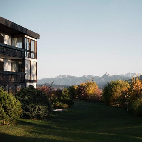 Property building, Mountain view