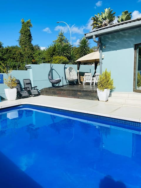 Patio, Pool view, Swimming pool