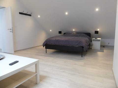 Balade en amoureux au calme Apartment in Wallonia, Belgium