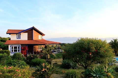 Property building, Garden, Garden view, Sea view