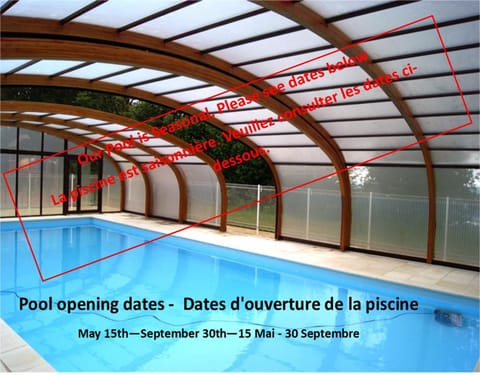 3 Bedroom Lodge over looking Lake Dathee & Golf Course Chalet in Normandy