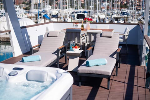 Patio, Patio, Balcony/Terrace, Balcony/Terrace, Pool view, Swimming pool, Swimming pool, Swimming pool