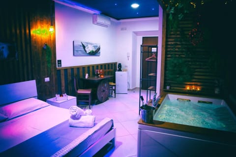 The Flower Garden Bed and Breakfast in Castellammare di Stabia