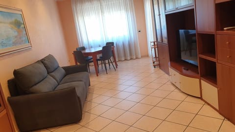 Le Marille House in Ostia